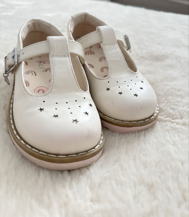 Туфельки для дівчинки next 25,5 р