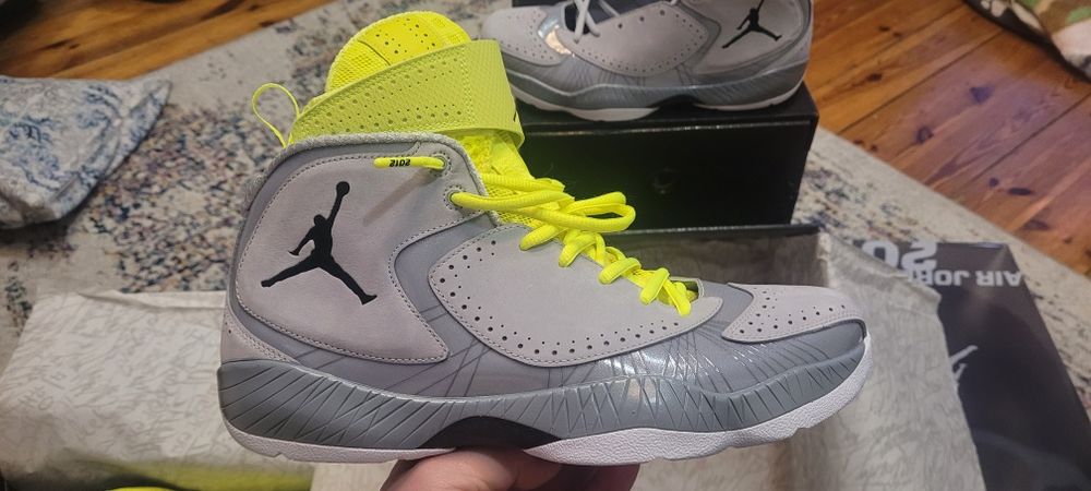 Nike Air Jordan 2012 Wolf Grey nowe  rozmiar 44 10US