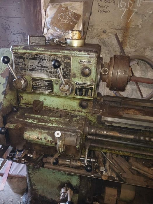 Токарний станок лт10м