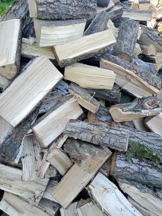 Suche drewno opałowe, kominkowe, do wędzenia, rozpałka