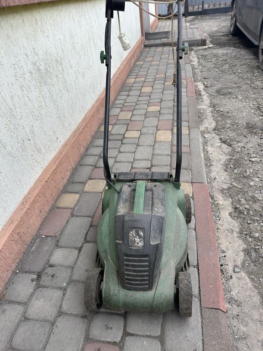 Газонокосарка бензинова