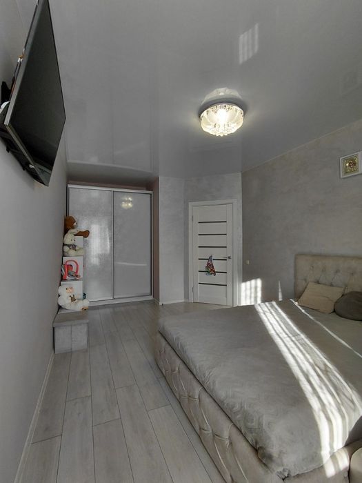 Компактна 1-кім. квартира з автономним опаленням, ремонтом і меблями!