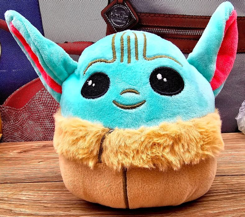 Baby Yoda pluszak z filmu Star Wars Gwiezdne Wojny nowy