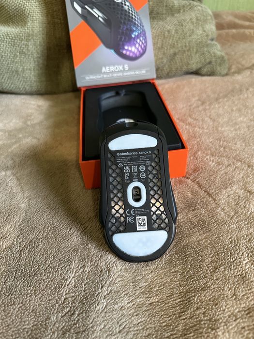 Steelseries AEROX 5