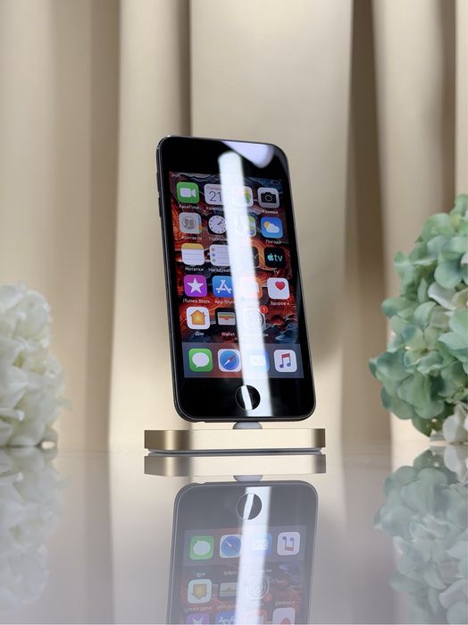 Чудовий iPod touch 6 32GB Space Gray (Магазин Гарантія)
