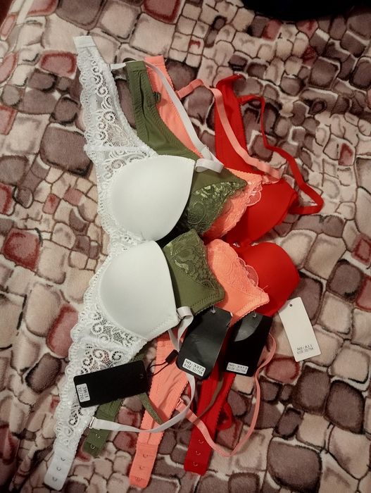 Бюстгальтер на підлітка