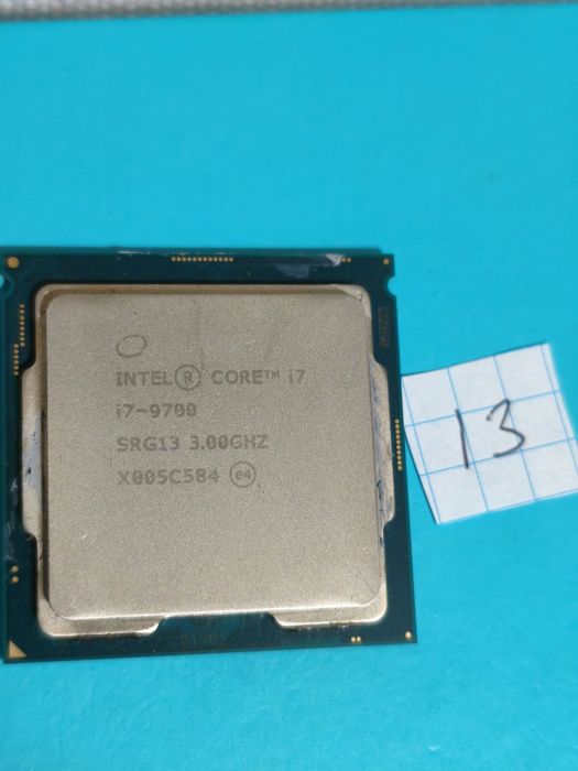 процесор core i7  9700