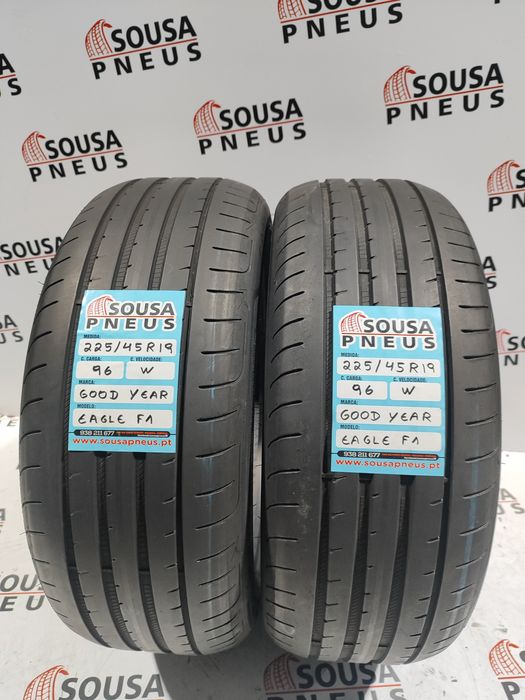 2 pneus semi novos 225-45R19 Goodyear - Oferta dos Portes 150 Euros