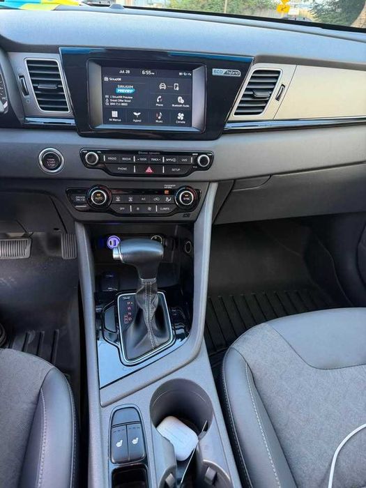 Kia Niro LX Hybrid 2019