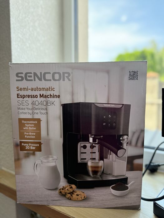 Кавоварка SENCOR SES 4040BK