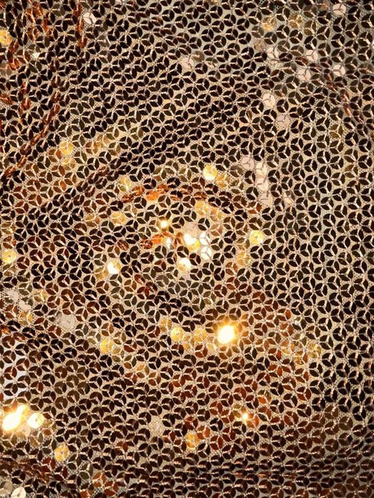 Cekinowe złote bolerko