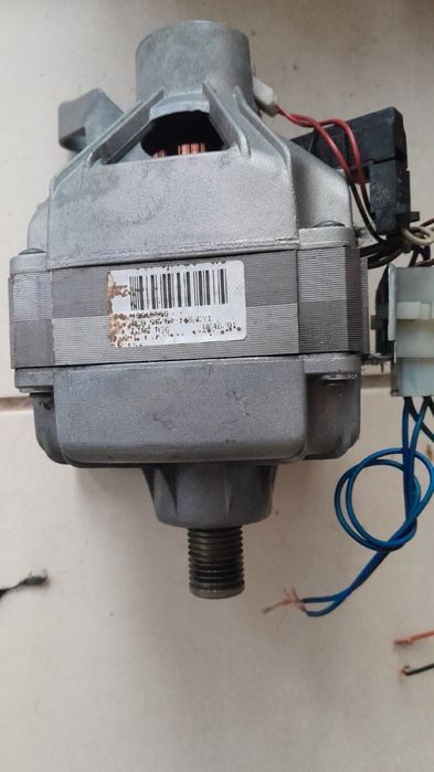 Двигатель на стиральную машинку