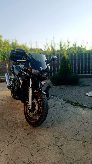 Yamaha FZS 600 Fazer