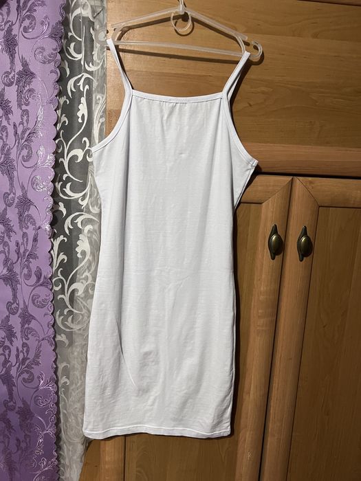 Продам платя з накидкою на верх розмір:S. Оплата на пошті