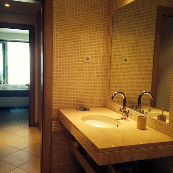 Apartamento T1 para férias - Primeira linha de praia com Garagem