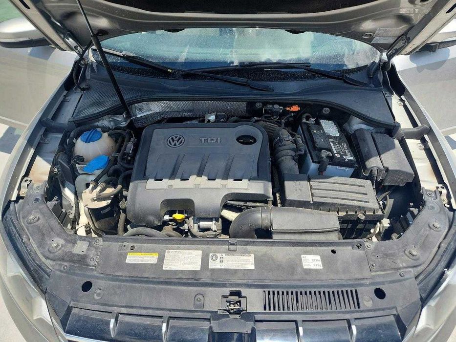 2014 Volkswagen PASSAT SEL