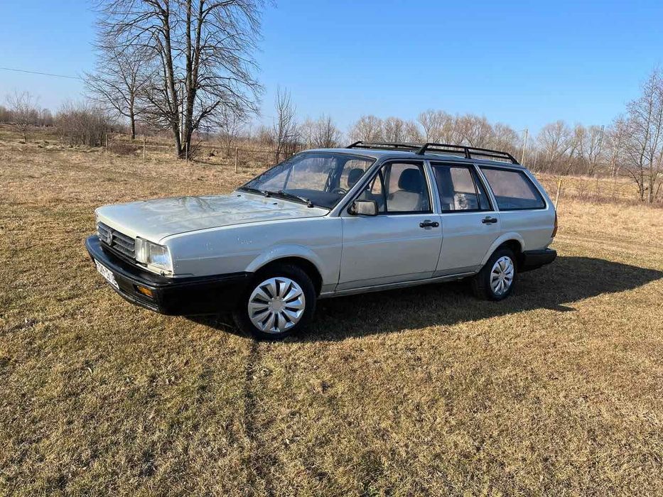 Volkswagen b2  бензин