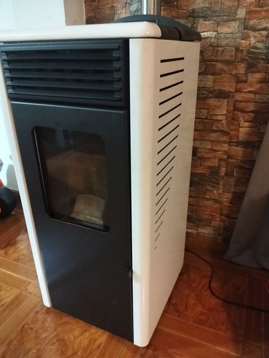 Salamandra pellets com ventilação