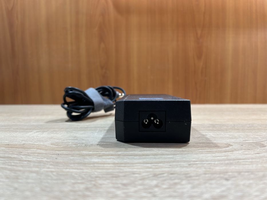 Блок живлення Lenovo 135w 20v 6.75a