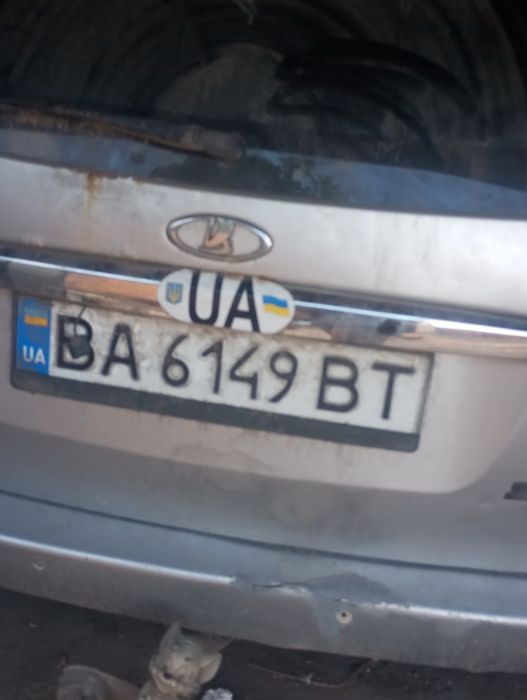 Продам машину універсал пріору