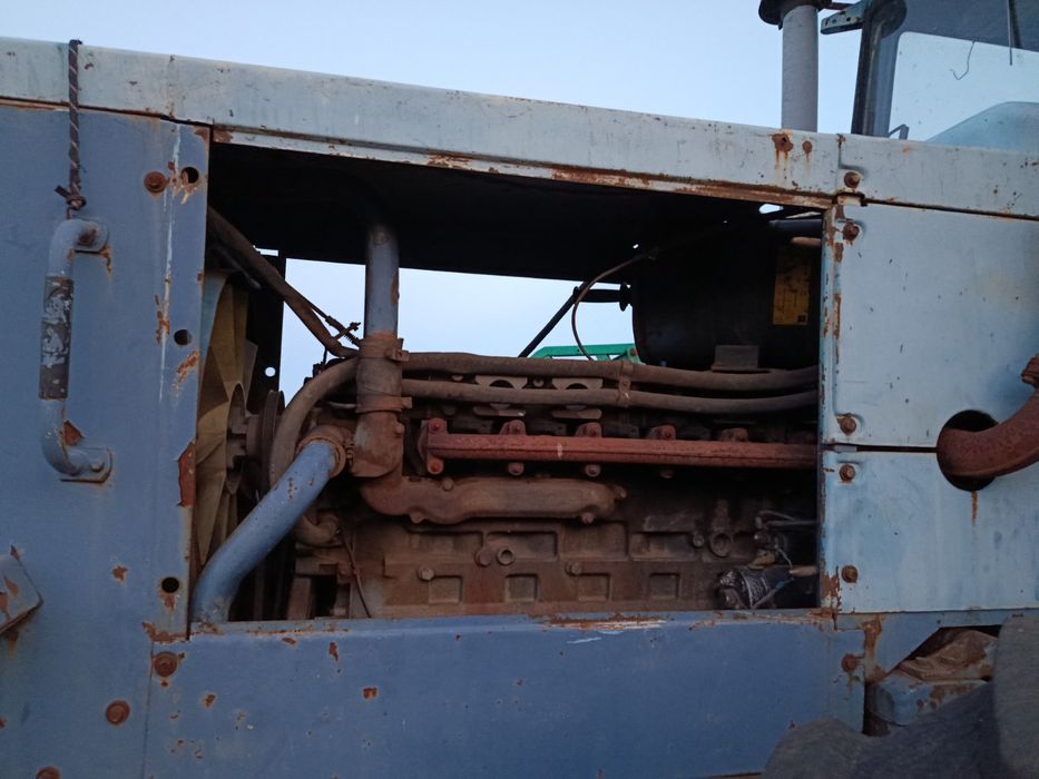 Продам трактор ХТЗ-121