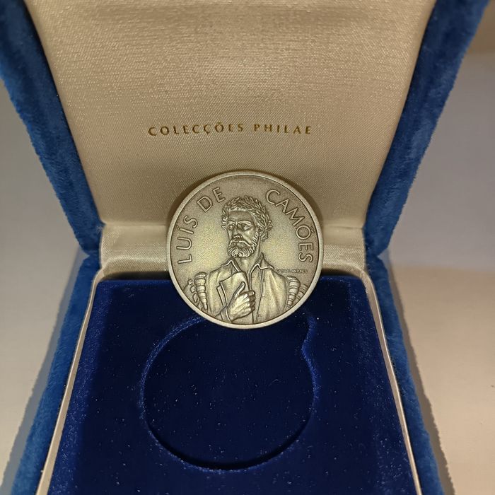 Medalha em Prata Luís de Camões (2003)