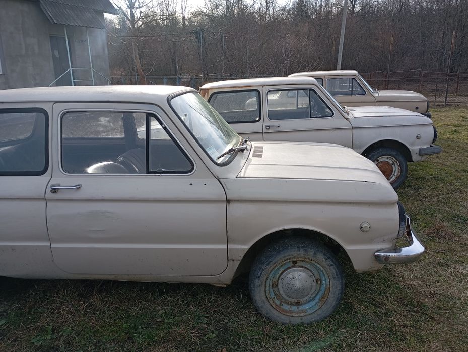ЗАЗ 968 є три під відновлення