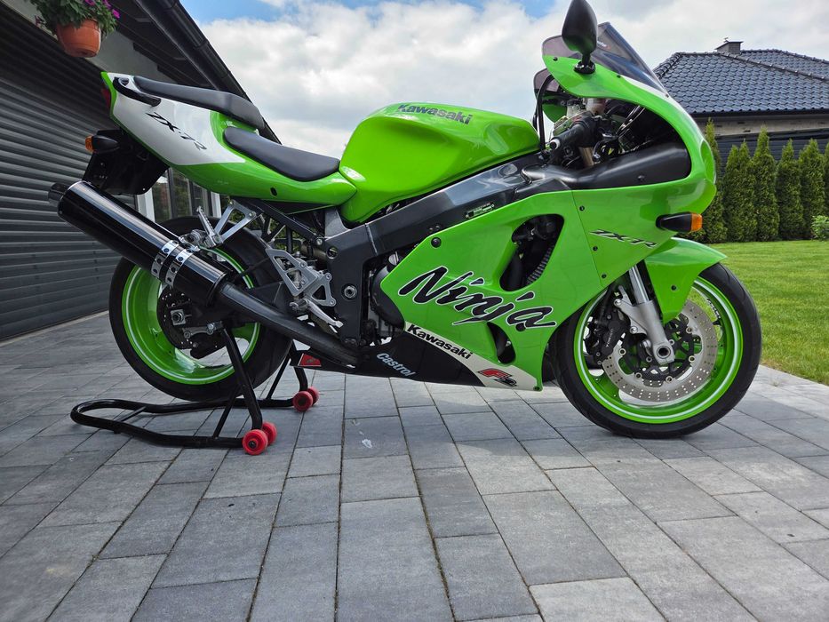 Kawasaki Ninja ZX7R