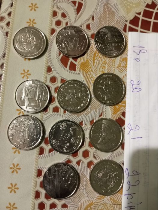 Монети 10 грн ходові