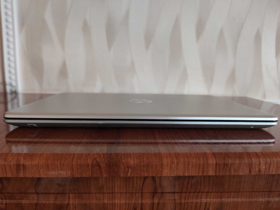 Ноутбук HP Pavillion 15,6" i7-8565u/RAM 8ГБ/M2 512 ГБ/NvidiaMX130