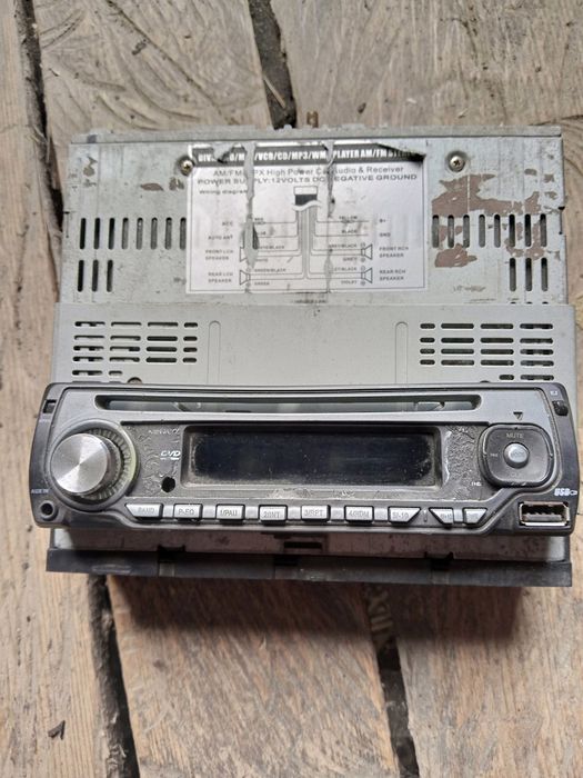 Продам автомагнітолу Кенвуд.