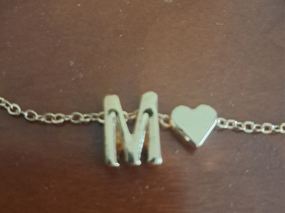 Pulseira letra M