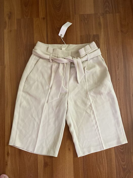 Бермуди бежеві