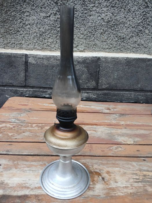 Лампа освітлювальна гасова.