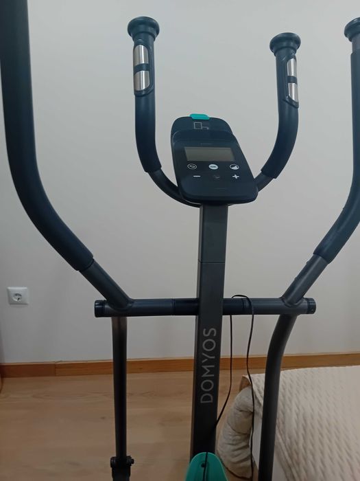 Vende se bicicleta nova
