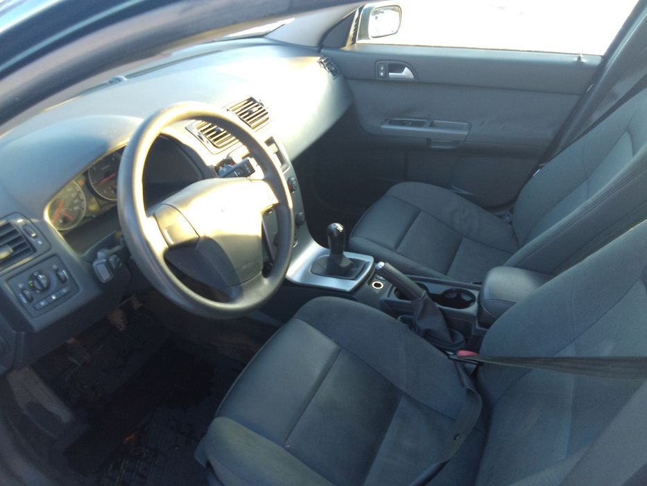 Вольво 1.9 дизель без вложений Машина В Днепре