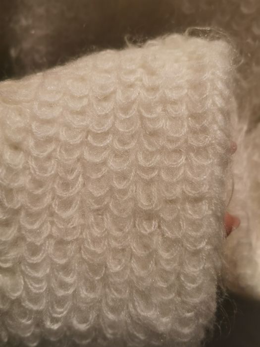 Sweterek kremowy intimisimii M