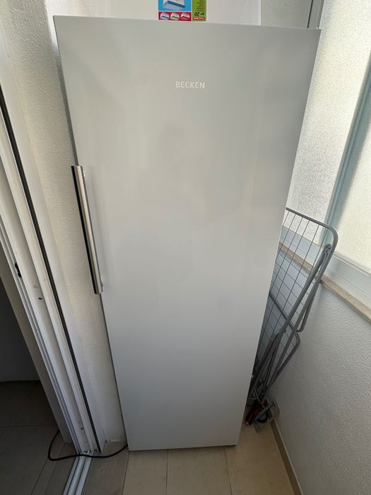 Arca Vertical BECKEN BUF9268 (No Frost - Branco) Deep Freeze