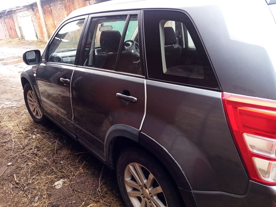 Авто Сузукі гранд вітара