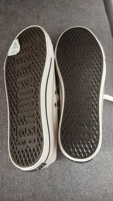 Sprzedam nowe trampki Lee Cooper