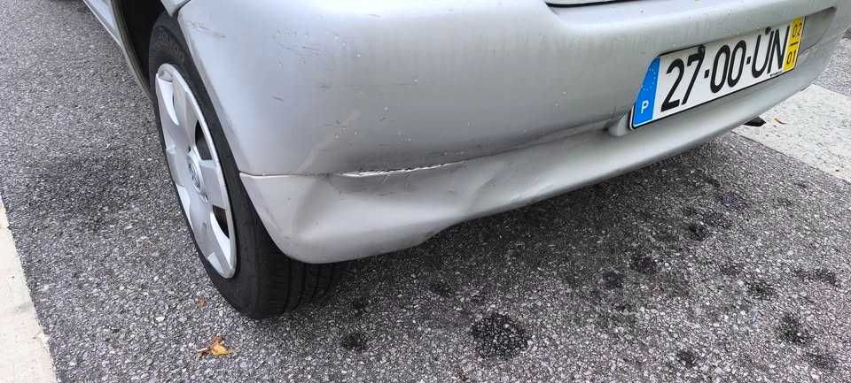 Toyota Yaris 1.0 VVT-i (2003) – Bom Estado / Recalls em Dia