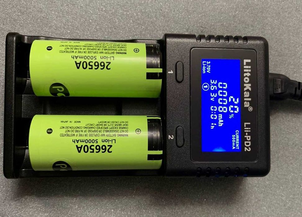 Крутое универсальное зарядное устройство Original LiitoKala Lii-PD2