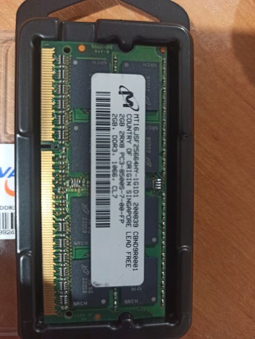 Память ноутбука 2GB 2Rx8 PC3-8500 DDR3
С работающего ноута.