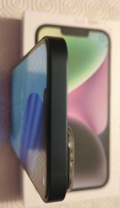 iPhone 14 – Excelente Estado + Acessórios Extra