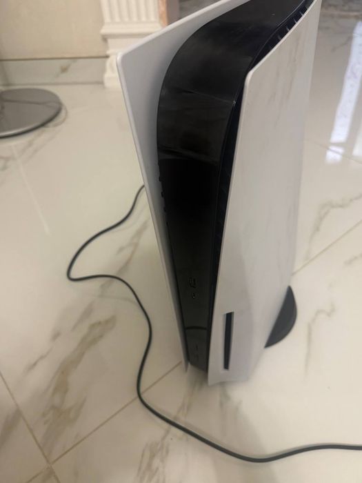 Продам PlayStation 5, і VR 2 для PS5