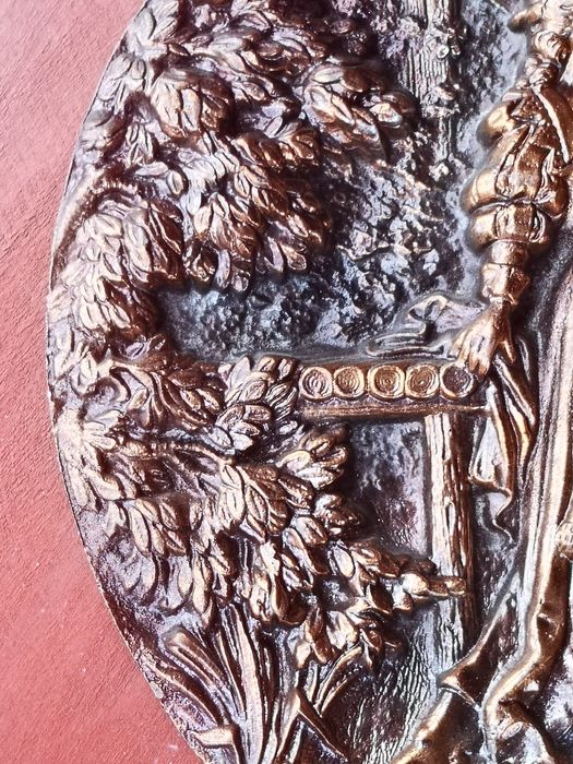 Talerz medalion z brązu