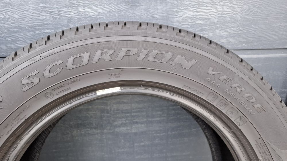 Pirelli 225/60 R17 AllSeason 7.6 mm