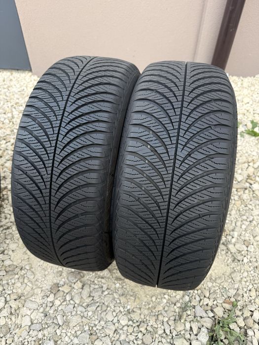 215/55r17 Goodyear Vector 4seasons Opony całoroczne SUPER STAN//