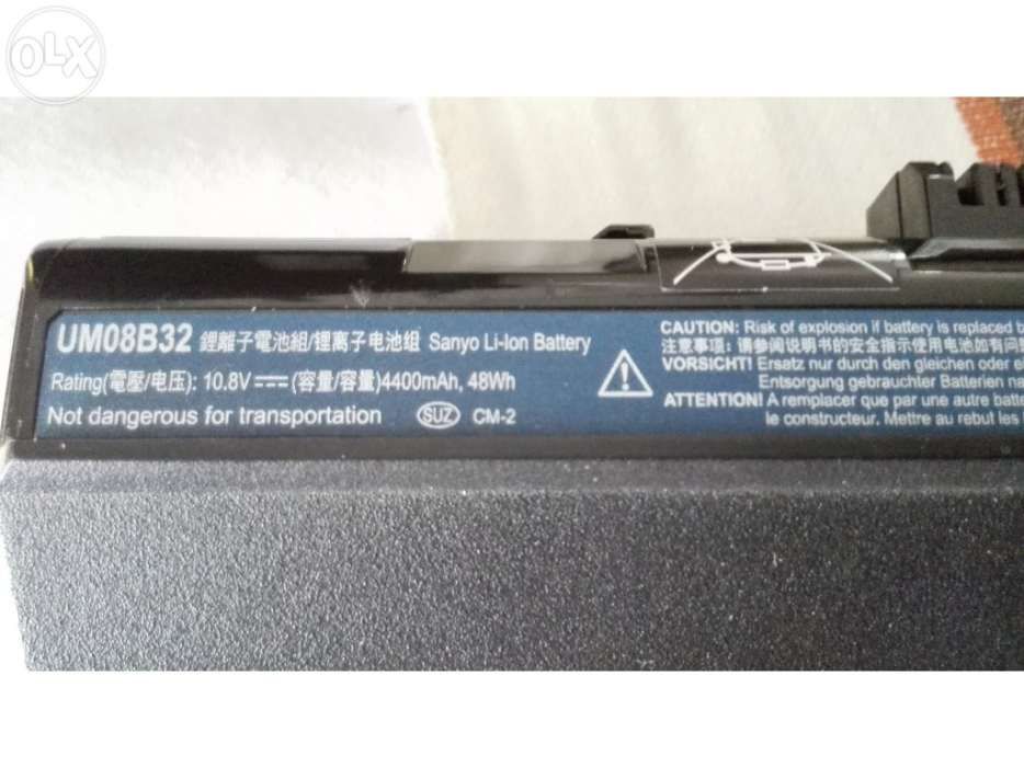 Acer Aspire One com licença Window 10 Prof