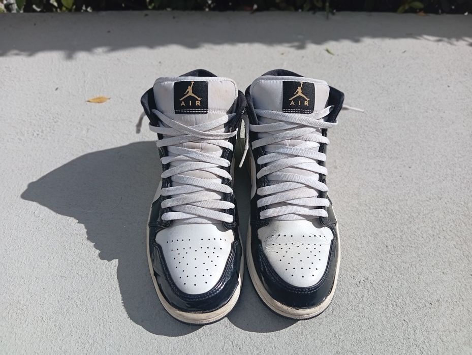 Tênis Nike air Jordan white/gold/black 2019